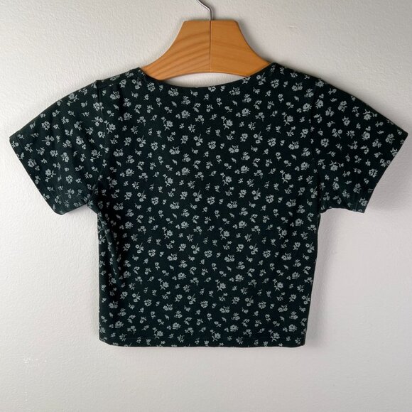 Brandy Melville Amara Floral Crop Top in Green - Picture 2 of 4
